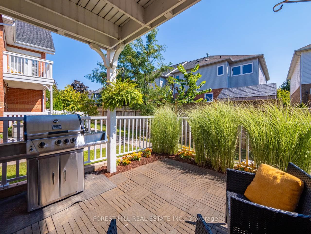 1701 Lampman Avenue Unit 303 photo 8