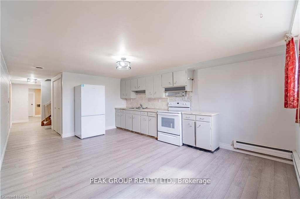 248 BERTIE Street Unit LOWER photo 6