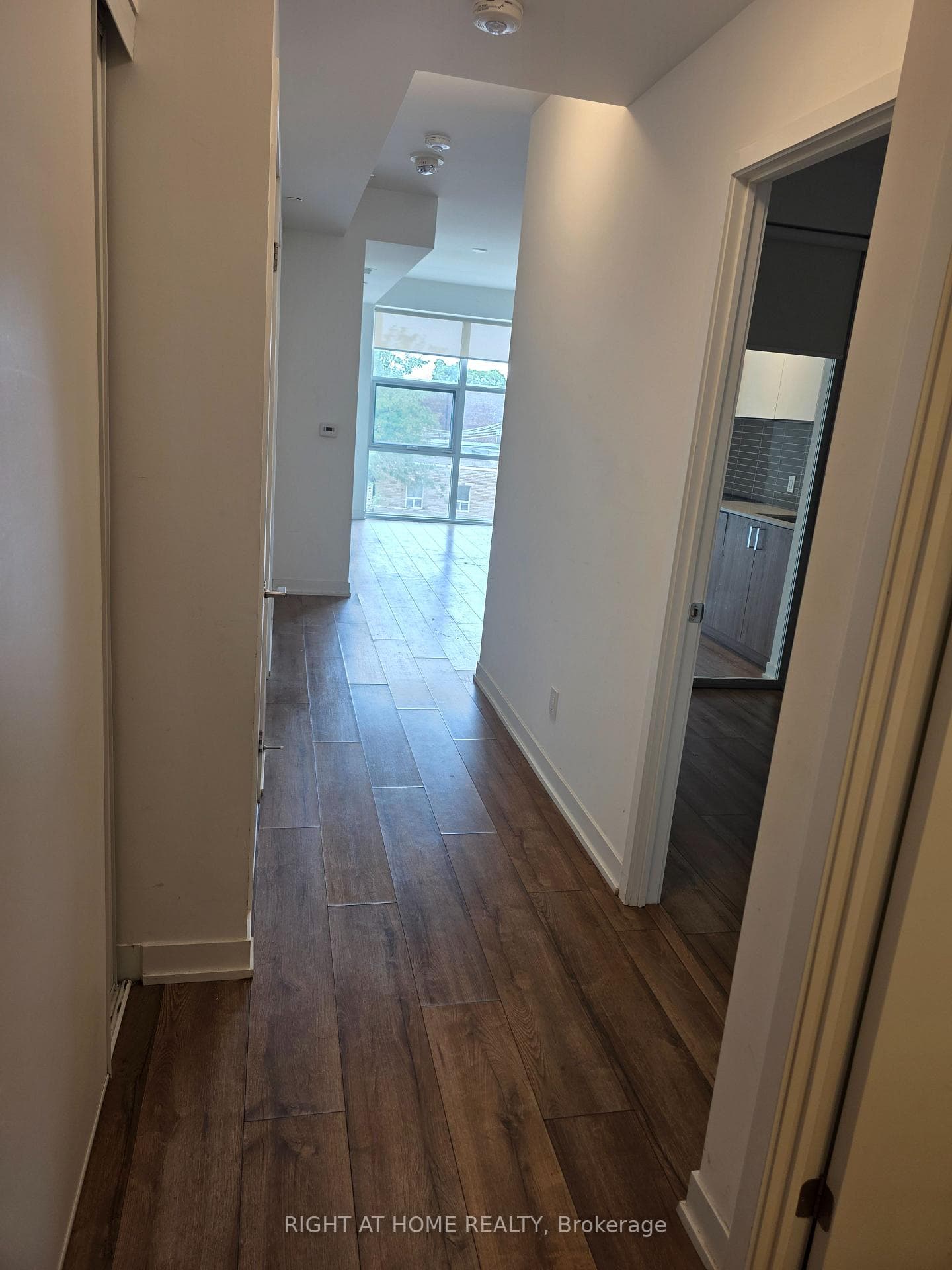 1787 St Clair Avenue Unit 319 photo 6