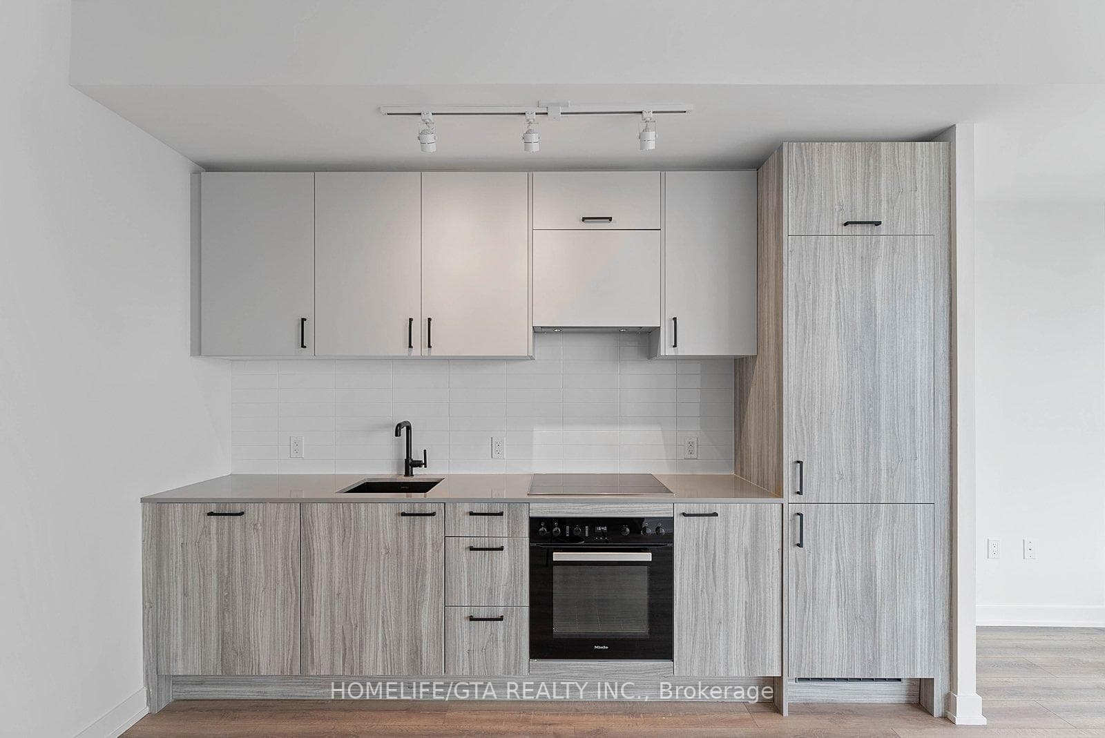 1 QUARRINGTON Lane Unit 2210 photo 4