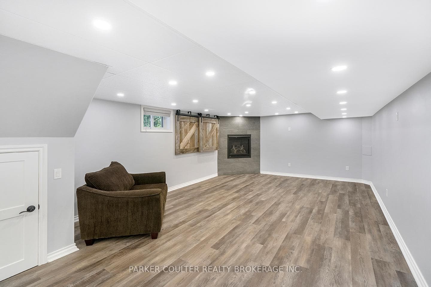 56 South Street photo 20