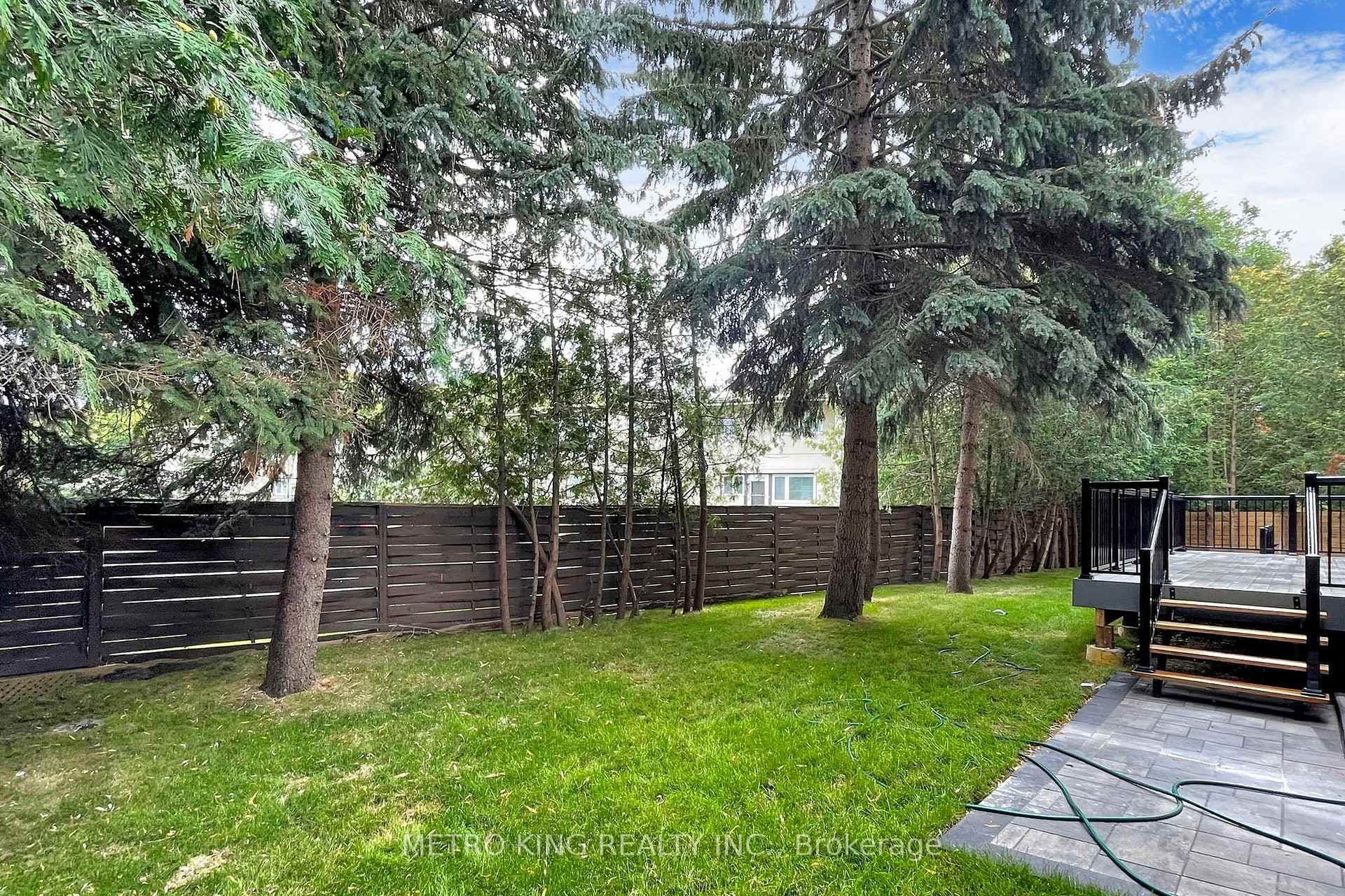 29 Briarfield Drive photo 38