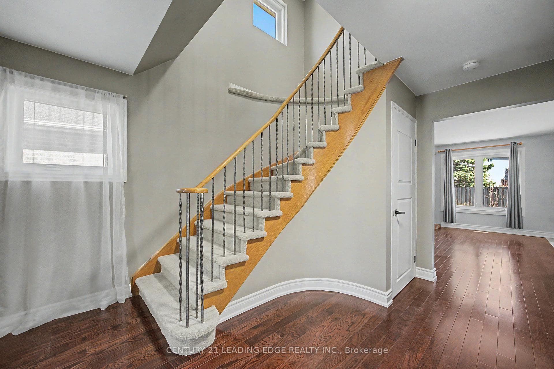 43 Nightstar Drive photo 6