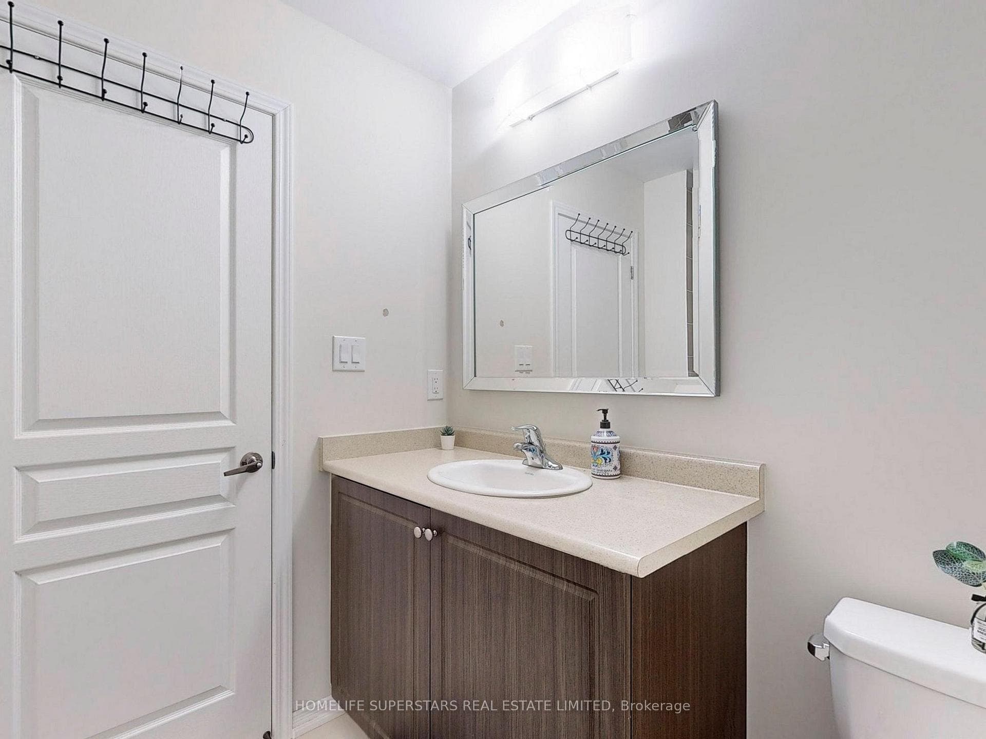58 GOLDEN SPRINGS Drive photo 31
