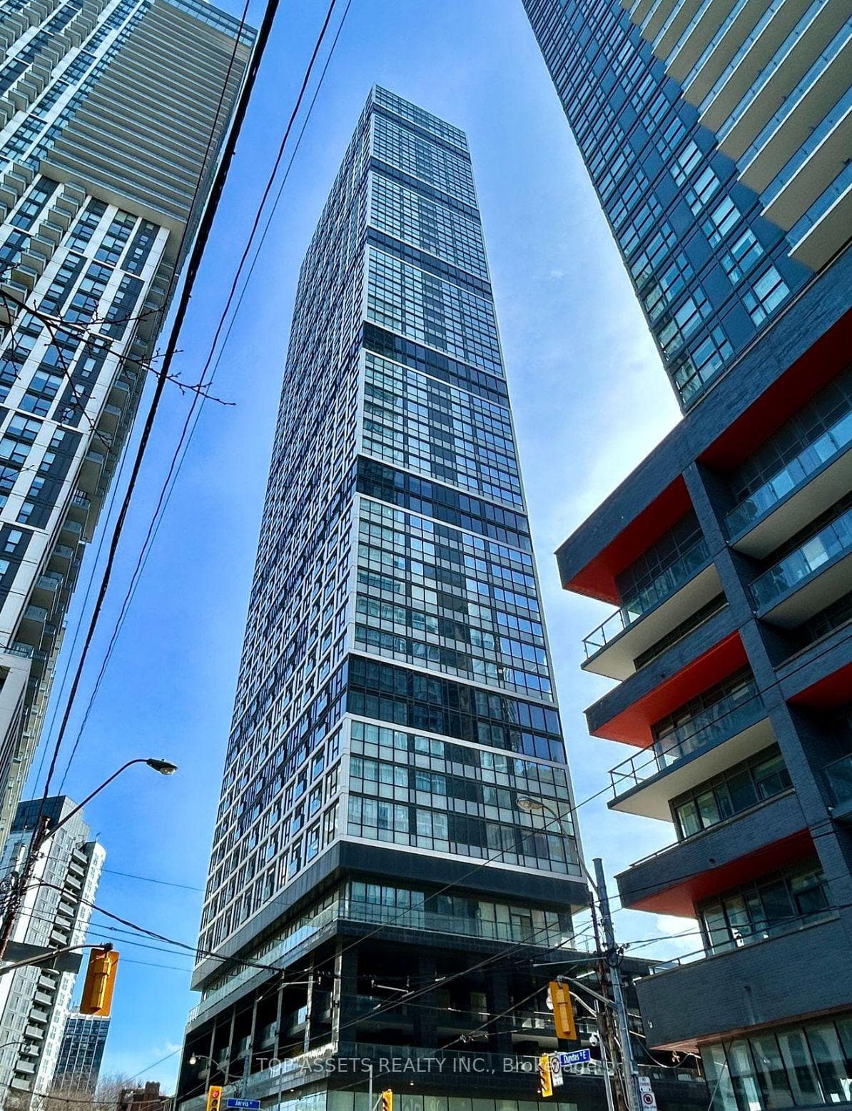 181 Dundas Street Unit 4111 photo 1