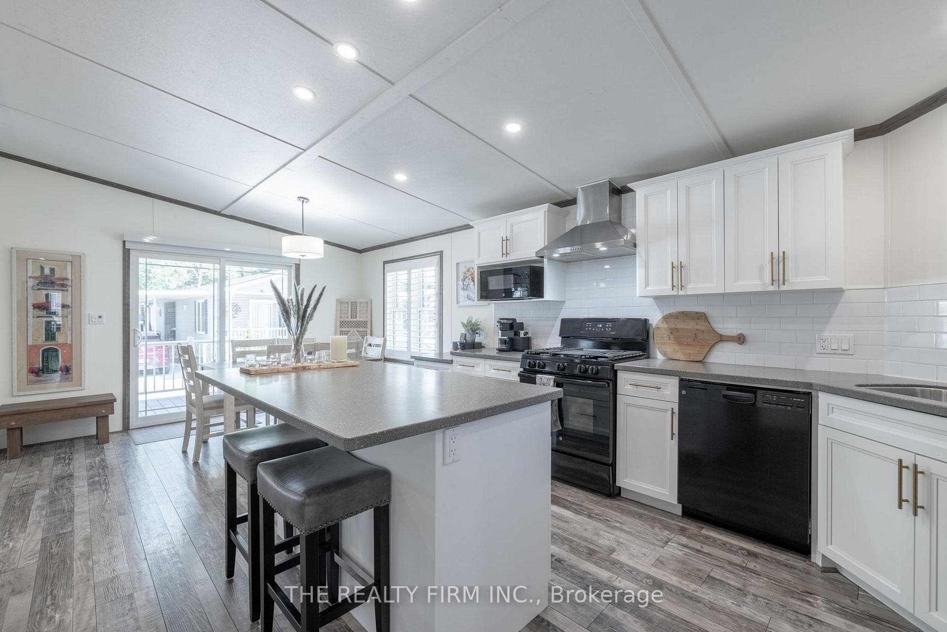 22790 Amiens Road Unit 143 photo 9