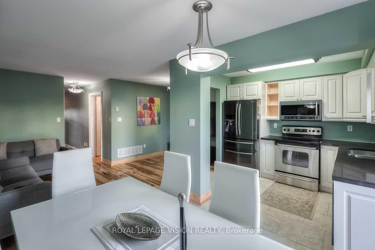 227 Stonebriar Drive photo 7