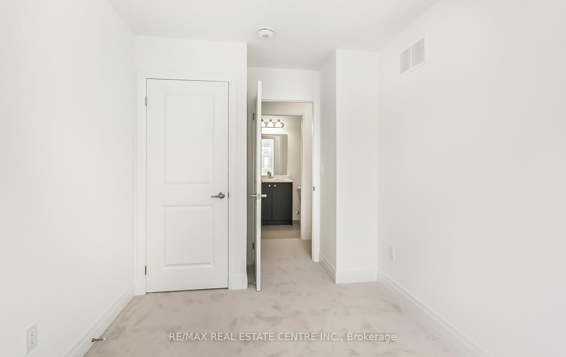 9 Waterside Way photo 38