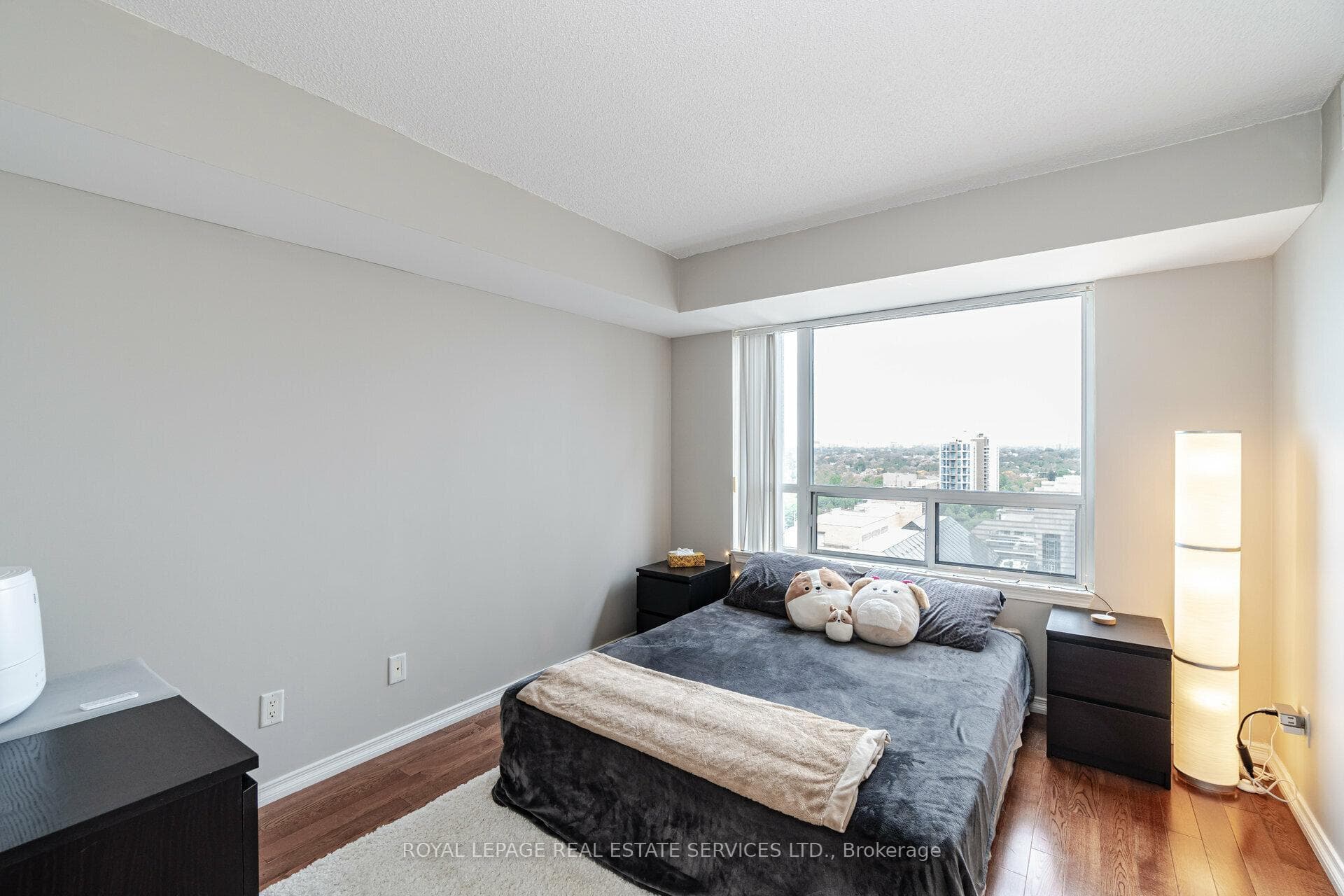 155 Beecroft Road Unit 2111 photo 16