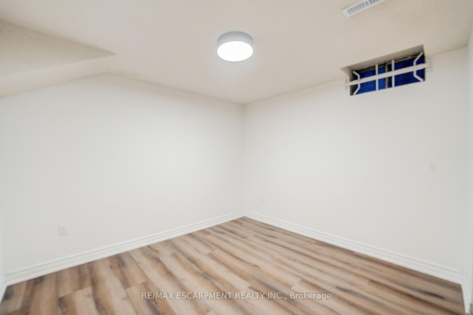 156 Cimmaron Street photo 32
