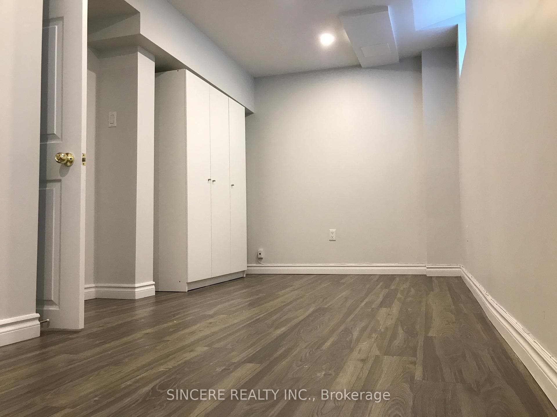 5872 Osprey Boulevard Unit Lower photo 2