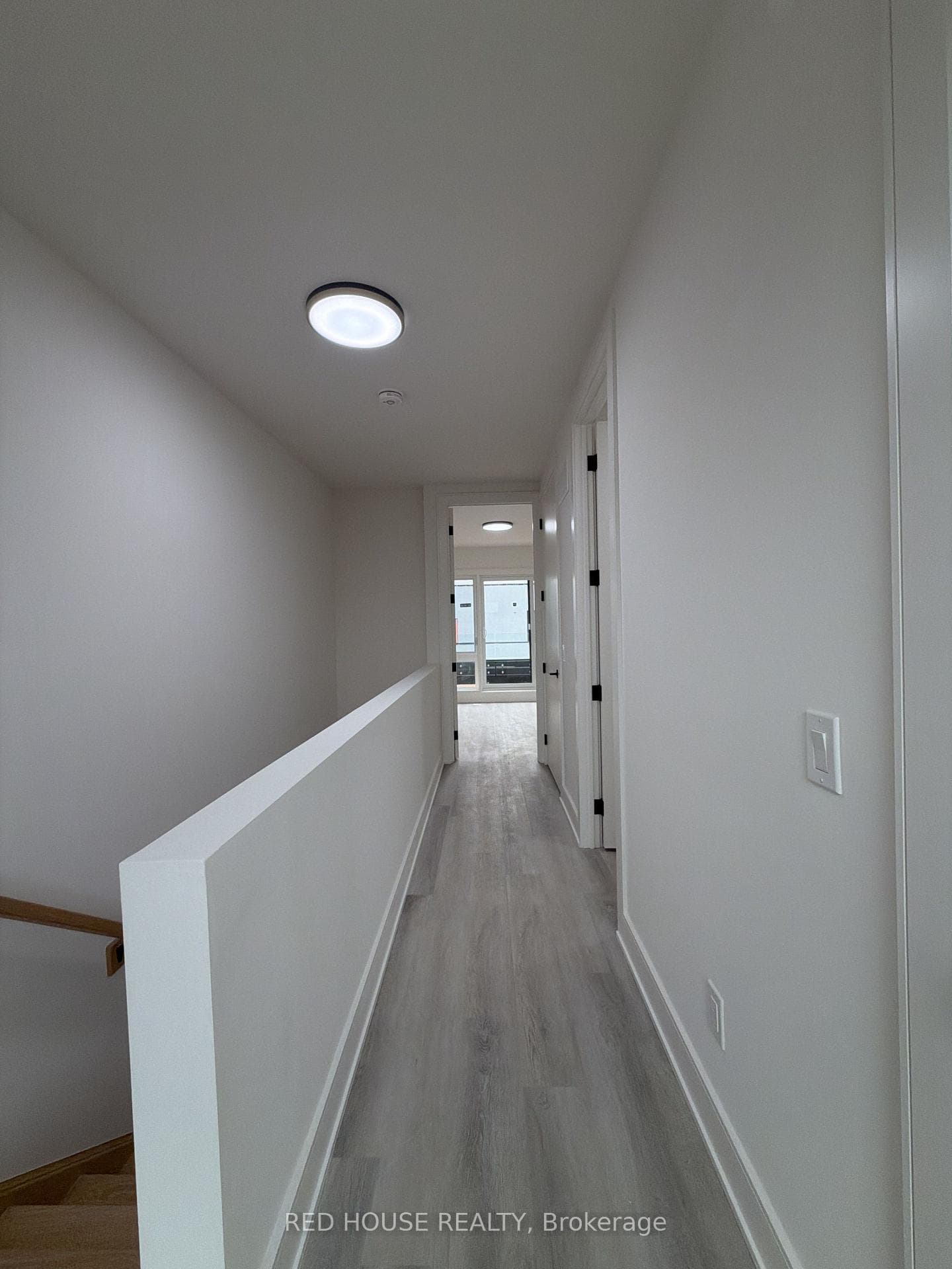 153 Everett Common photo 15