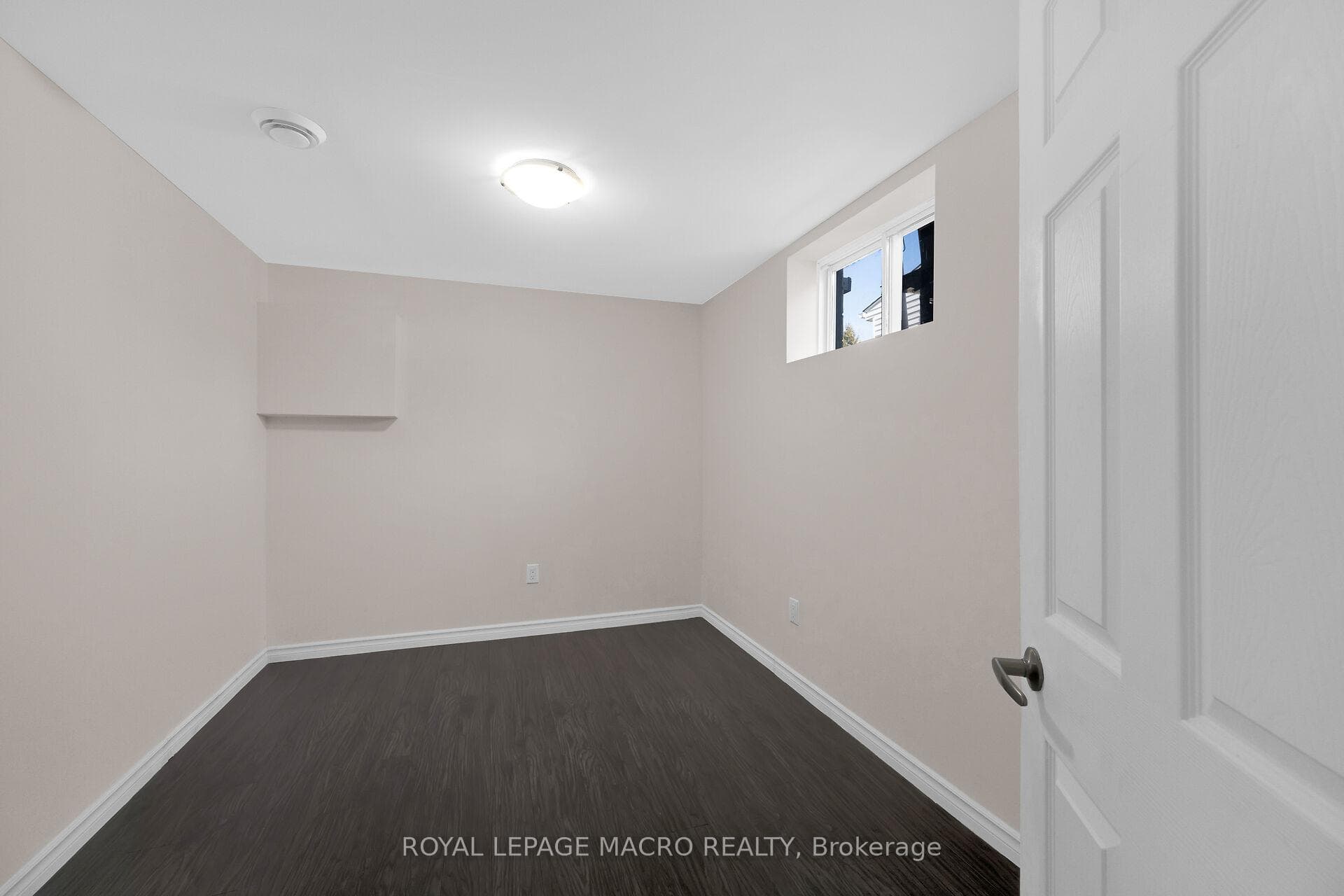 42 Warwick Road photo 25