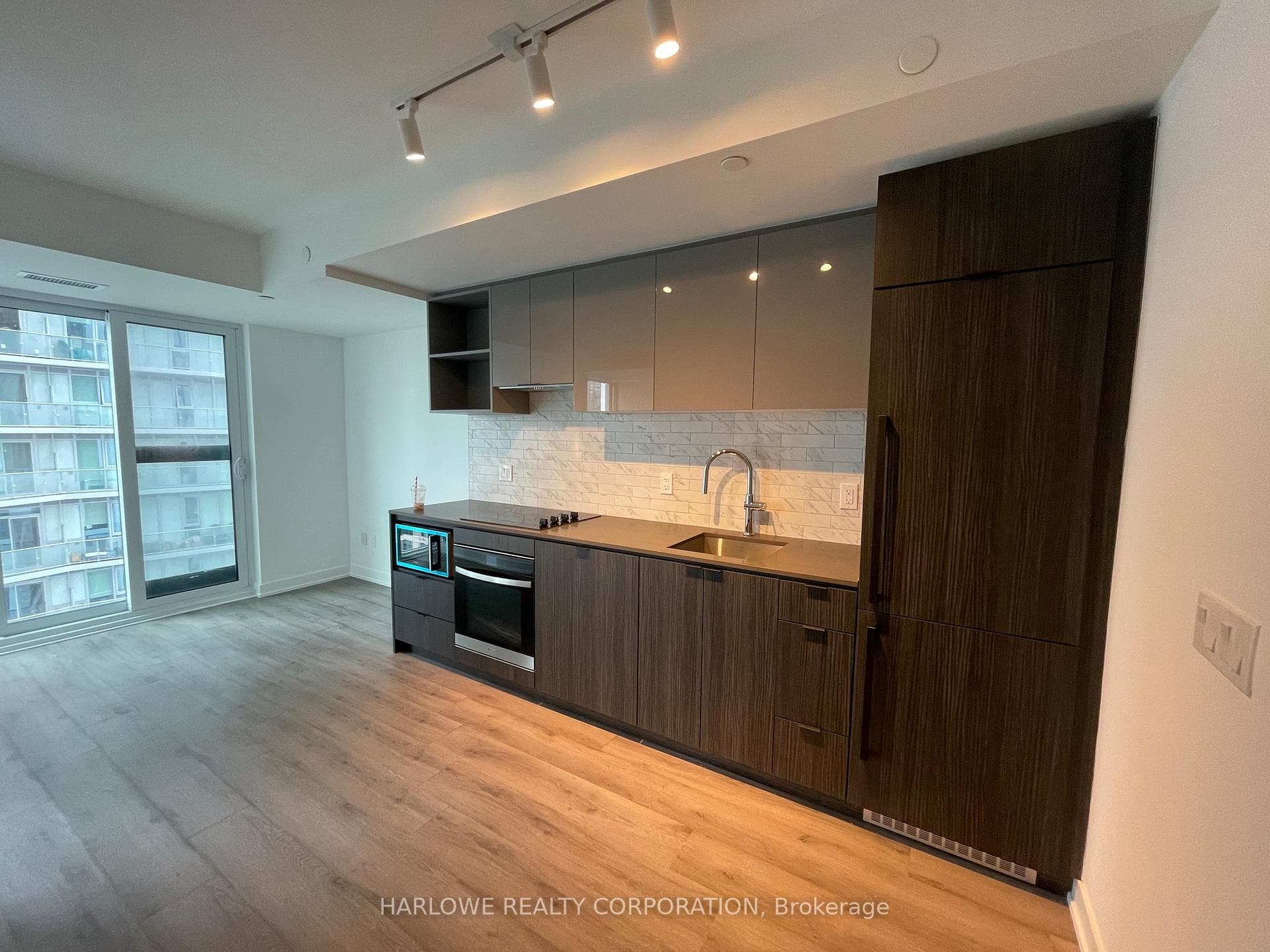 252 Church Street Unit 2608 photo 2
