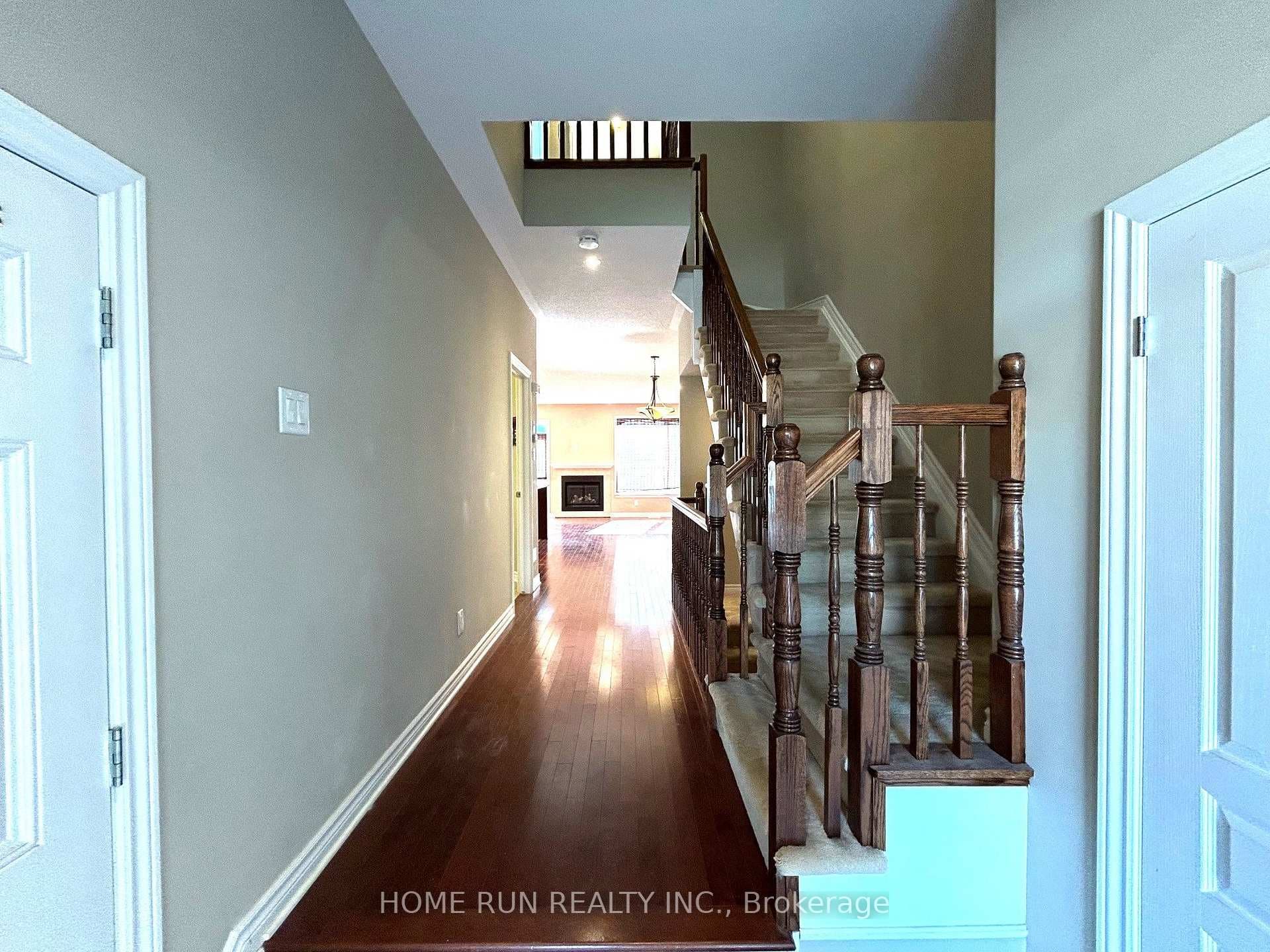 862 Fletcher Circle photo 2