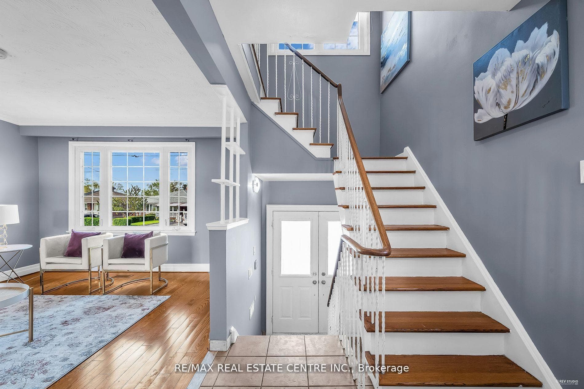 107 Lomar Drive photo 3
