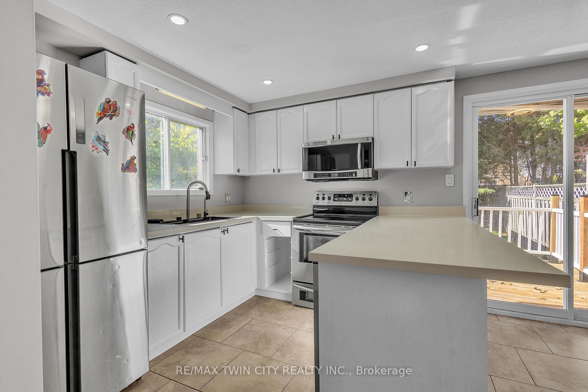 43 Connelly Drive photo 18