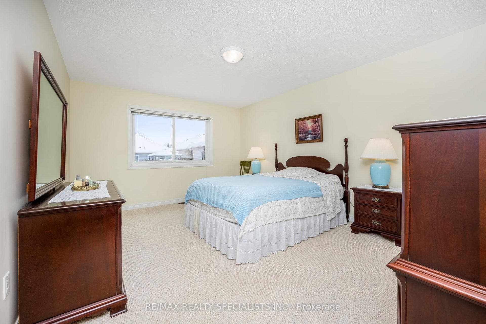 44 Dawkins Crescent photo 29