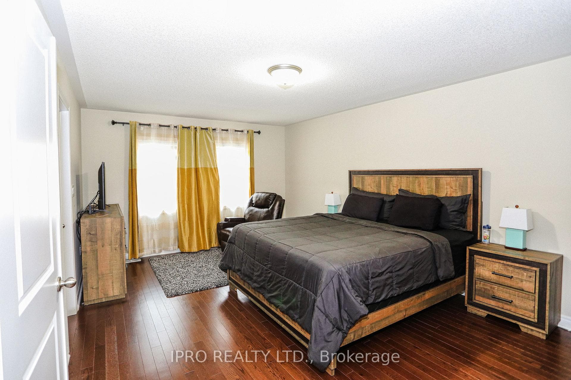 97 Finegan Circle photo 34