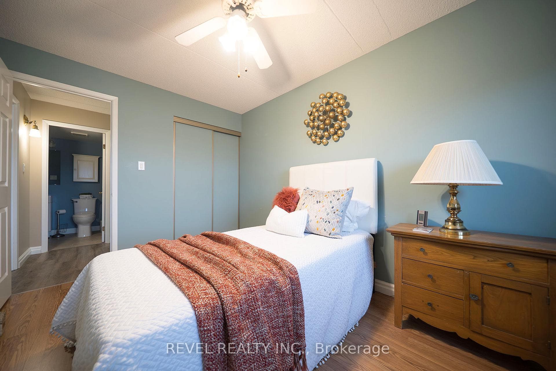 11 Mill Pond Court Unit 501 photo 17