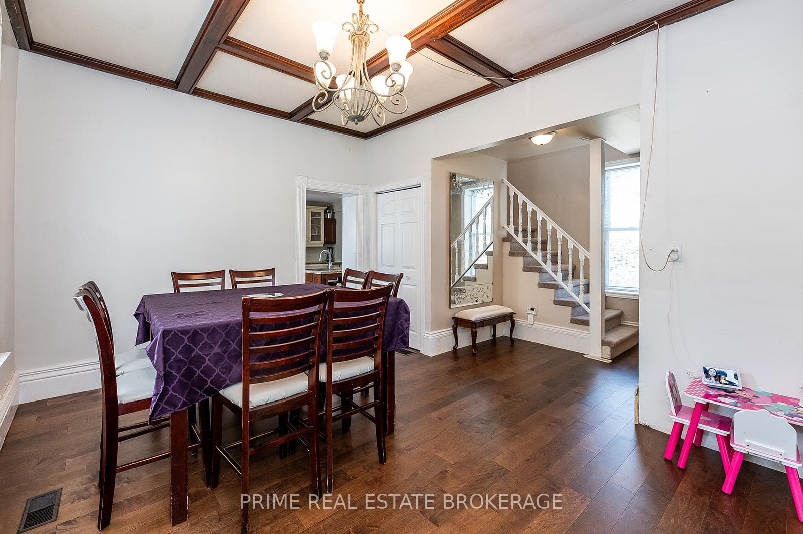 164 Charles Street photo 5