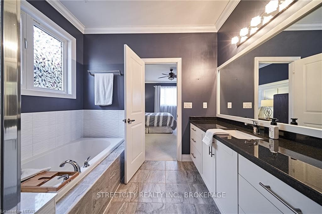 15 BARCHARD Street photo 25
