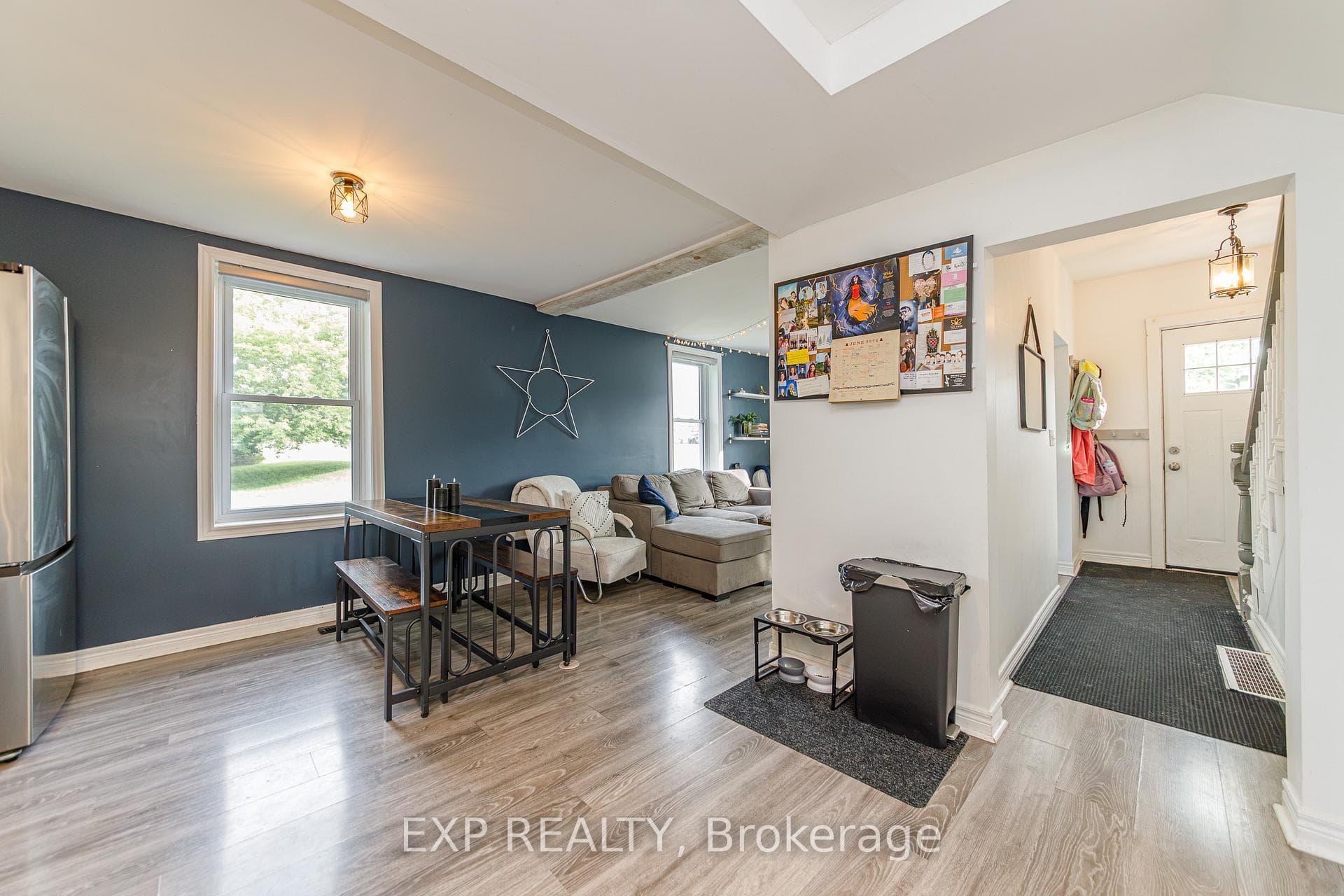 22 St Johns Way photo 7