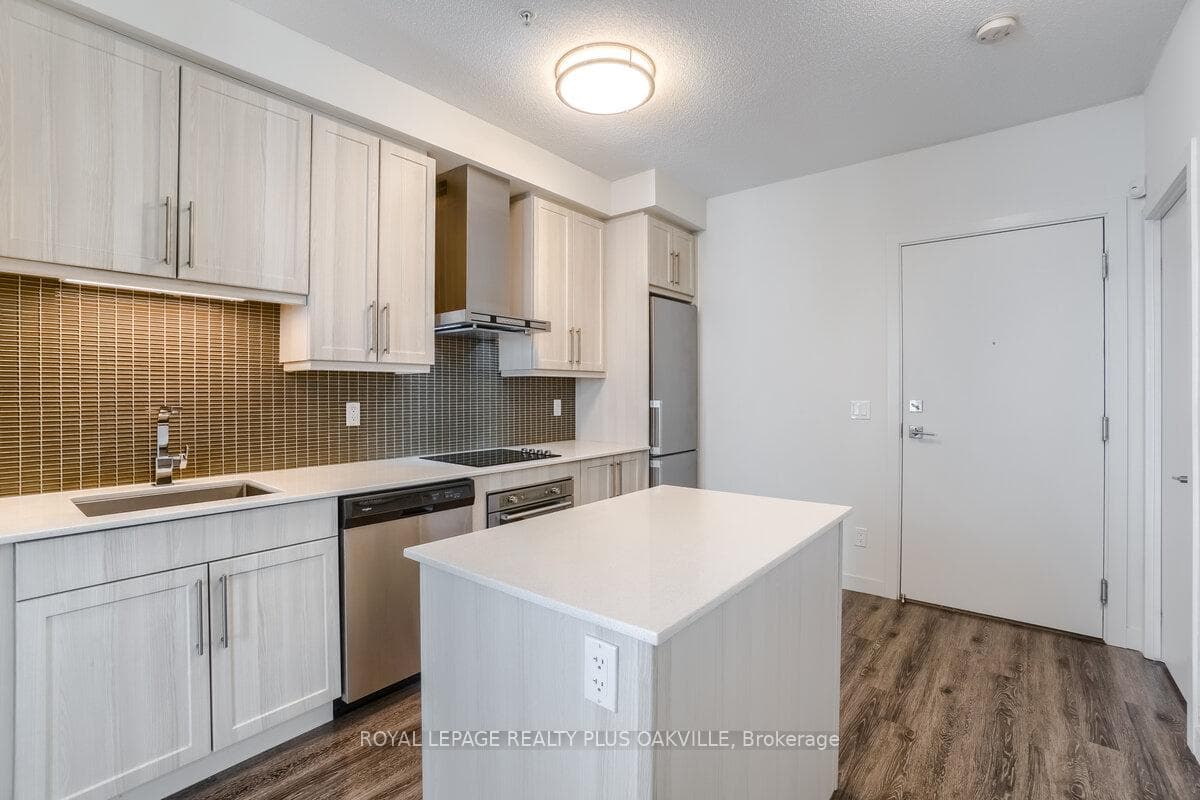 2087 Fairview Street Unit 1701 photo 8