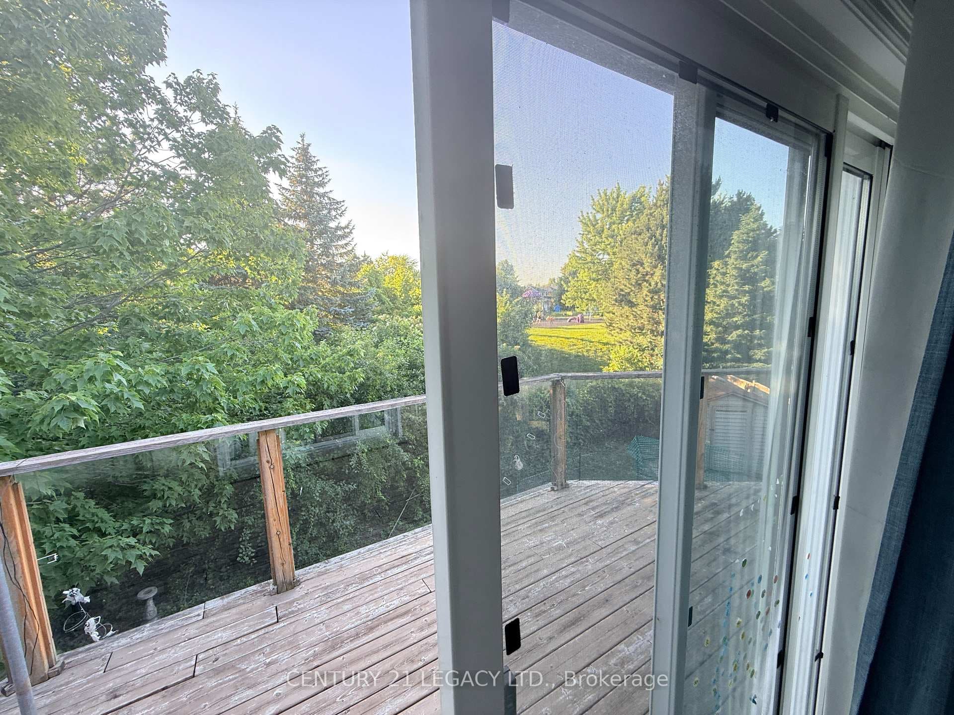 134 Provincial Place photo 21