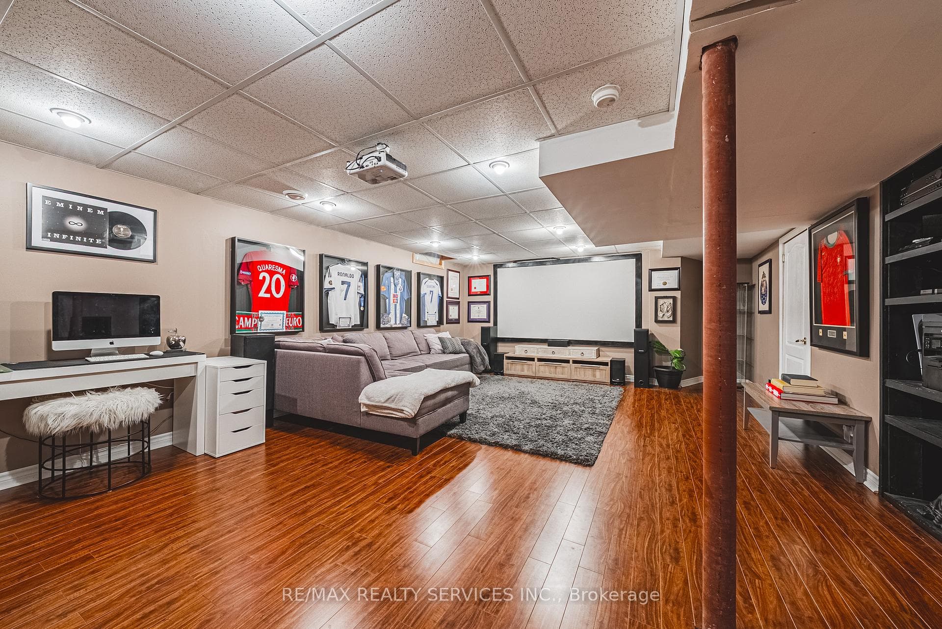 16 Twin Willow Crescent photo 25