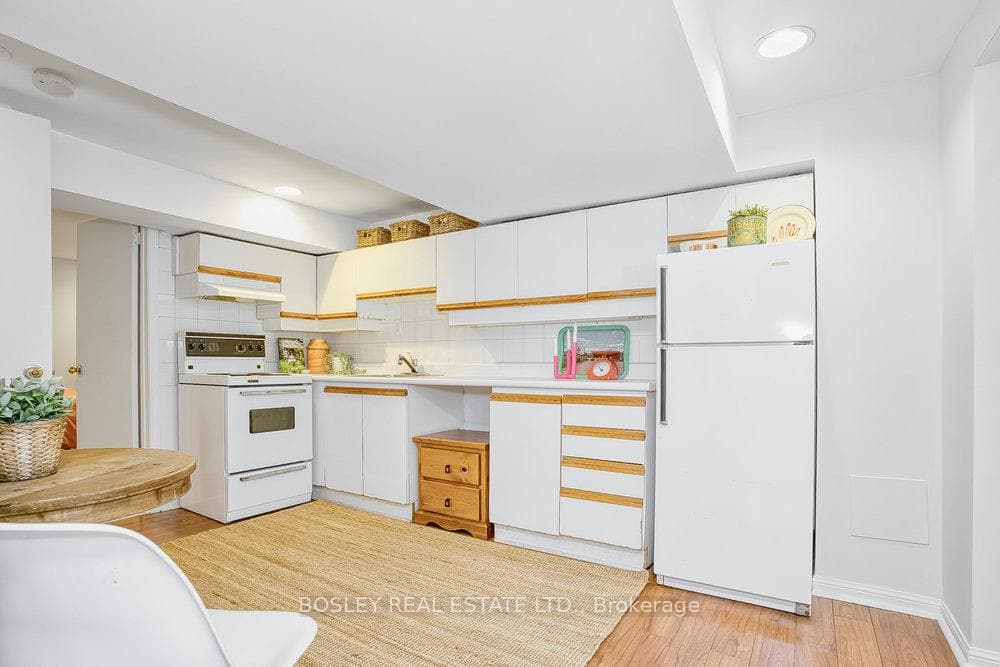 1400 Davenport Road photo 20