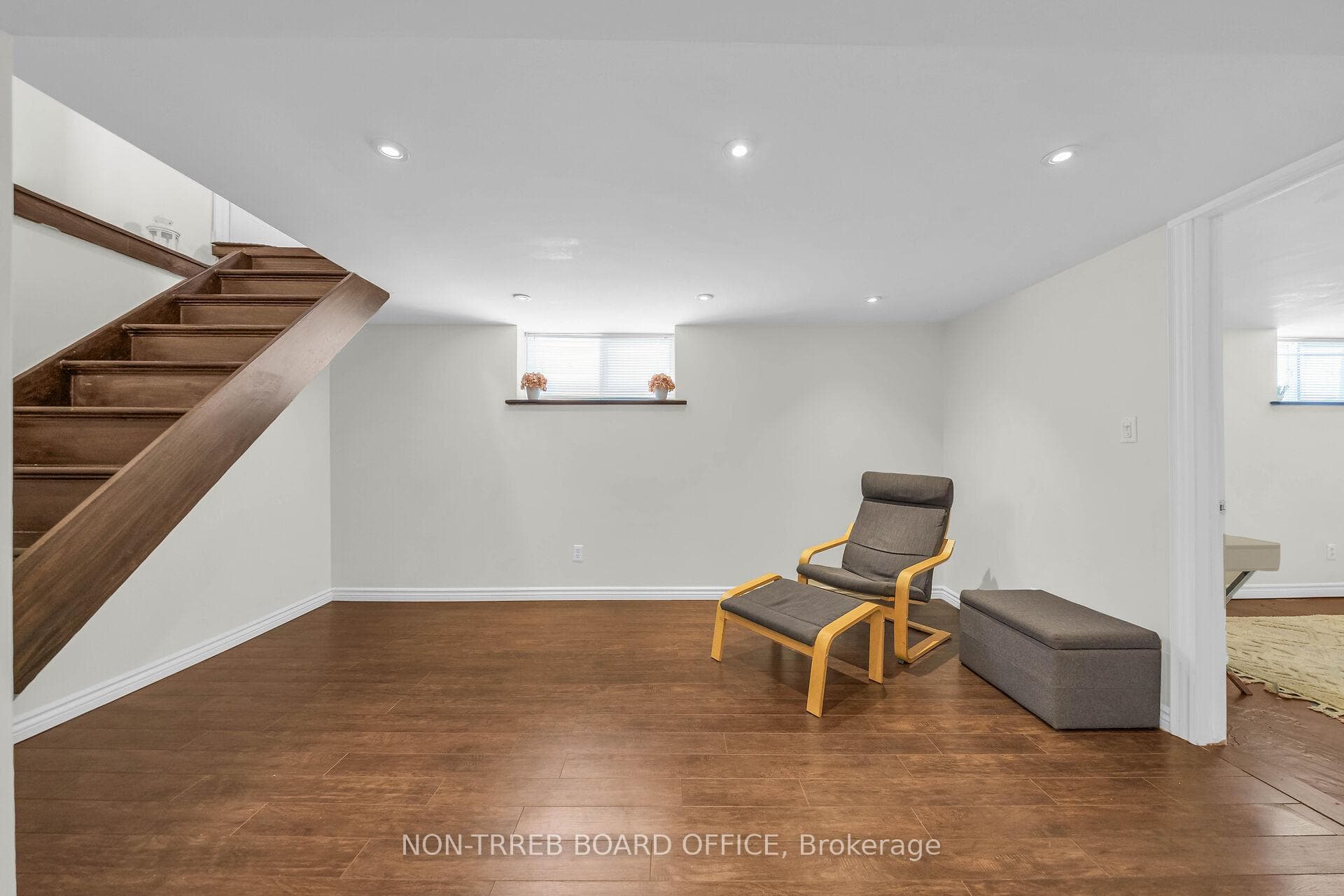 151 Strachan Street photo 19
