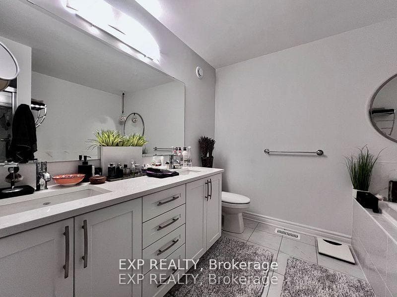 926 Brian Good Avenue photo 32