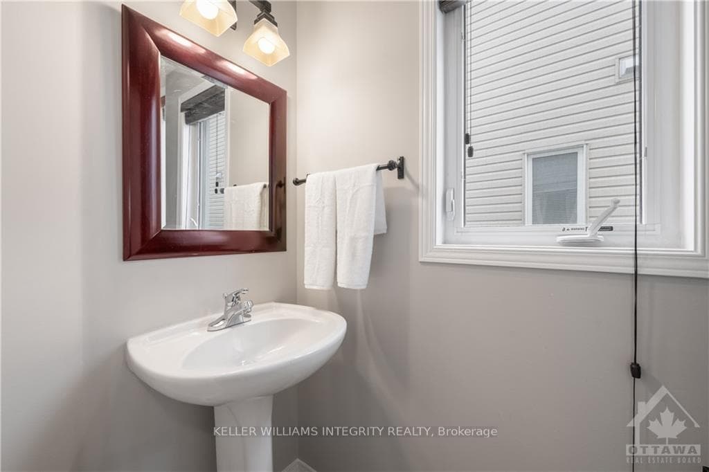 346 HILLSBORO photo 12