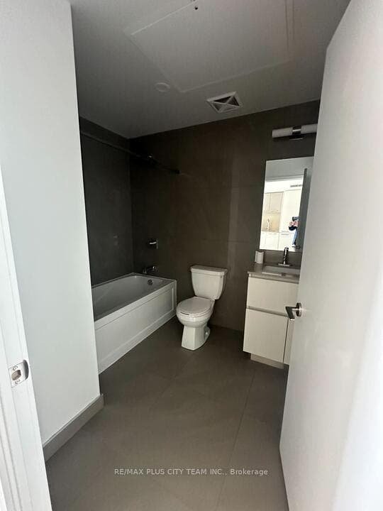 45 Baseball Place Unit 811 photo 14