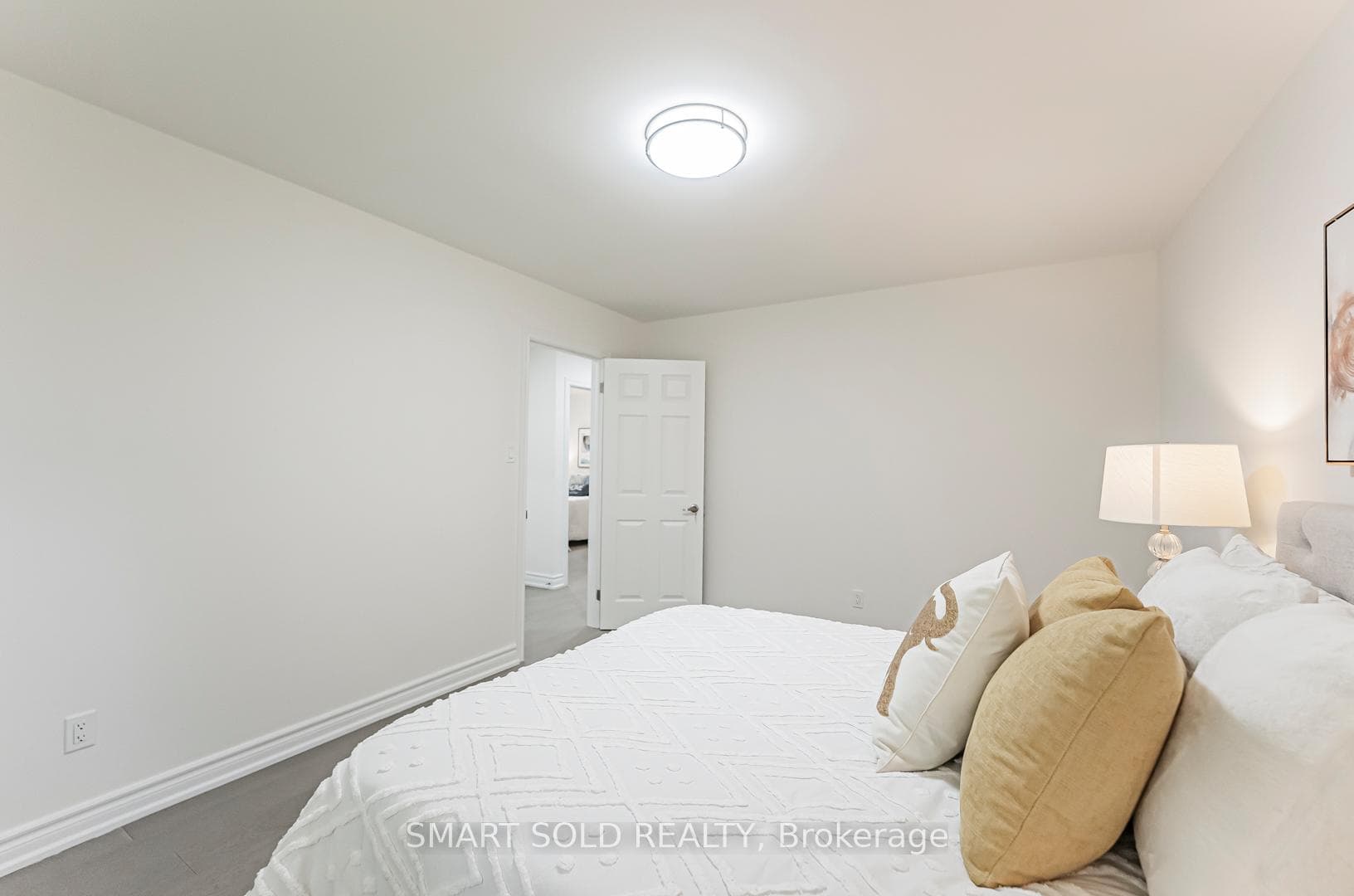 8412 Islington Avenue photo 22