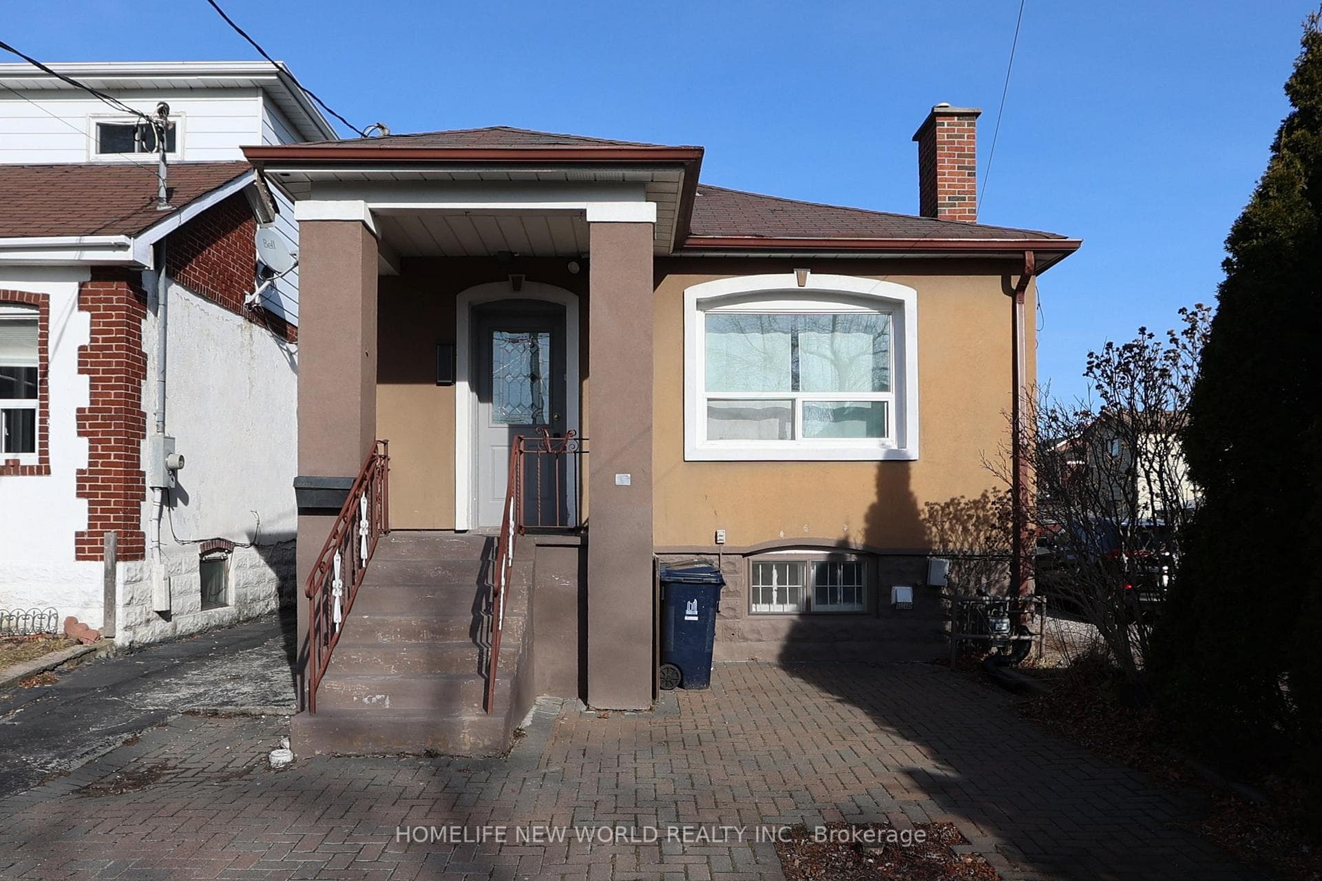 609 Glenholme Avenue Unit Main Floor photo 1