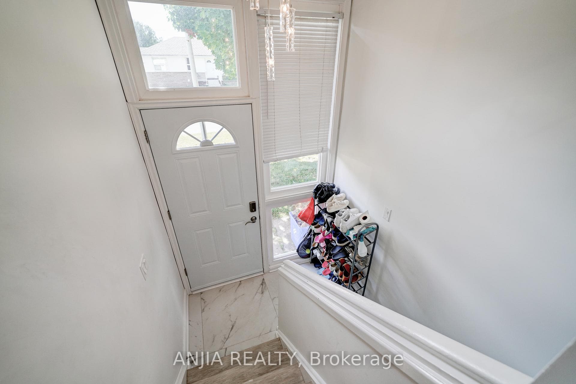 203 Norfolk Avenue Unit Main Fl photo 6