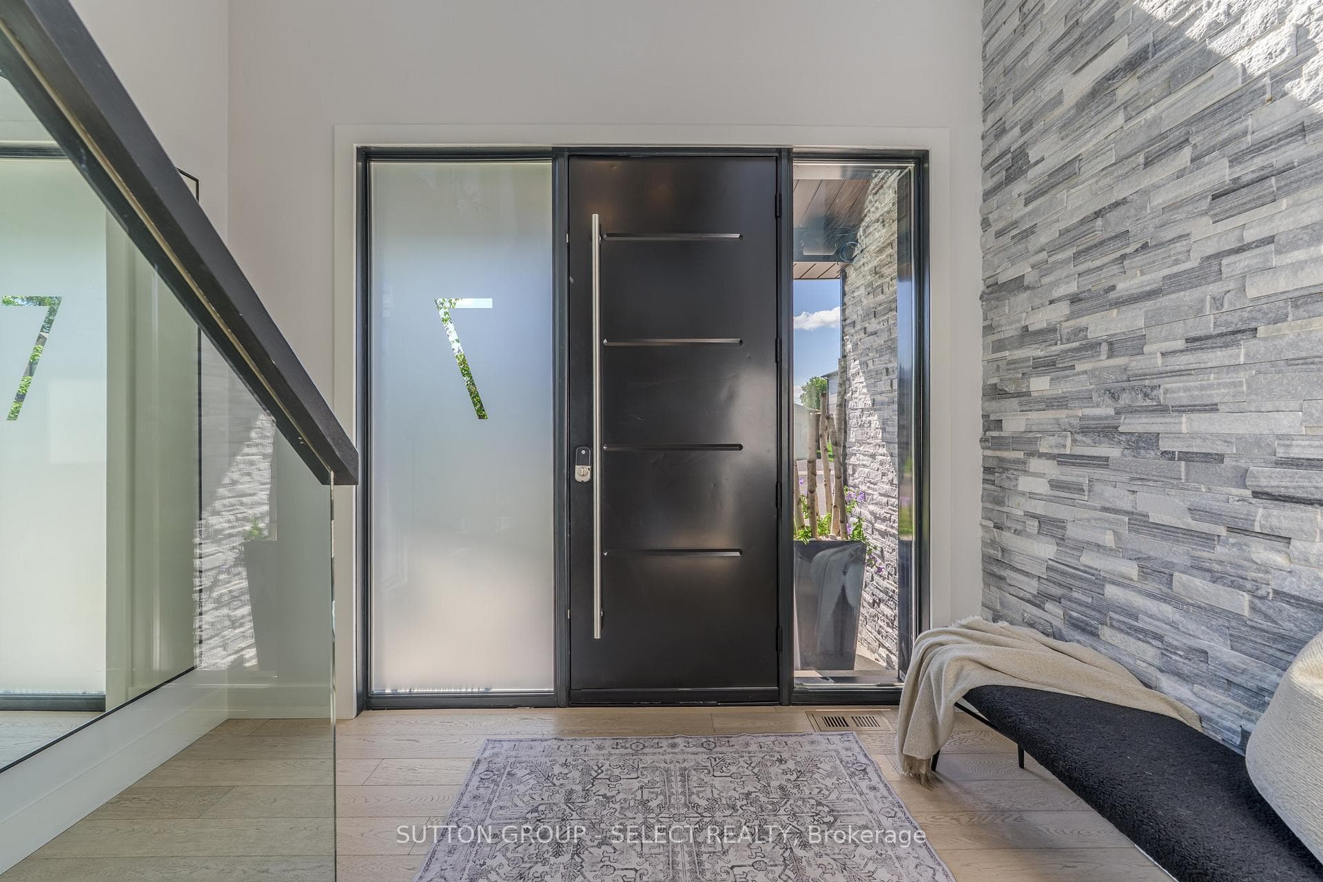 7 Valleyview Crescent photo 7