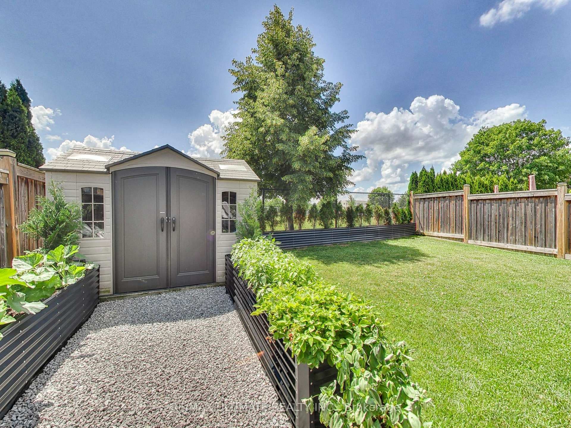 152 Gray Avenue photo 43