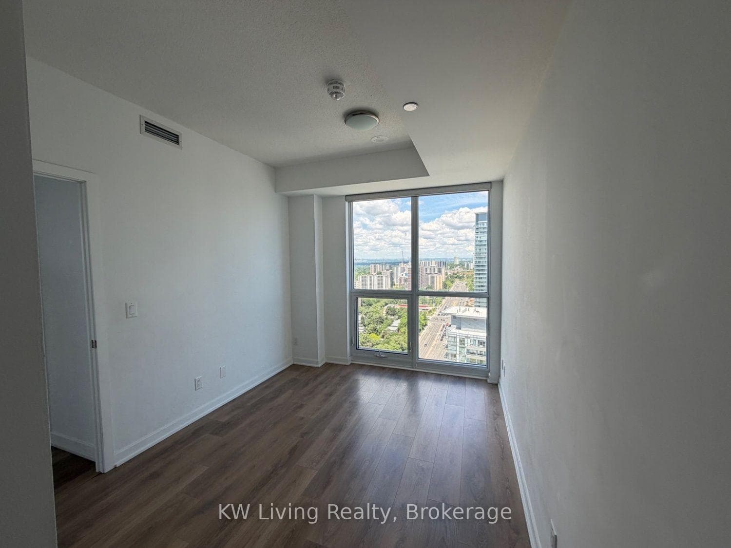 38 Forest Manor Road Unit 2109 photo 5