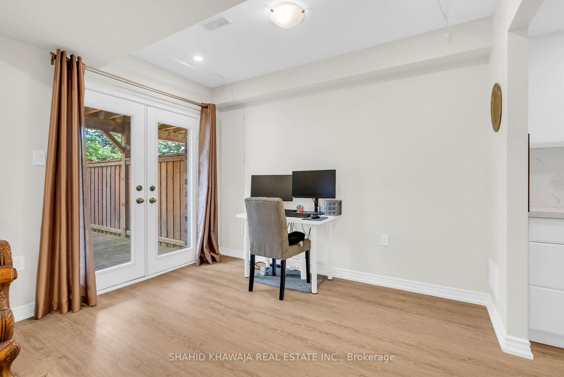 49 Candlewood Court photo 37
