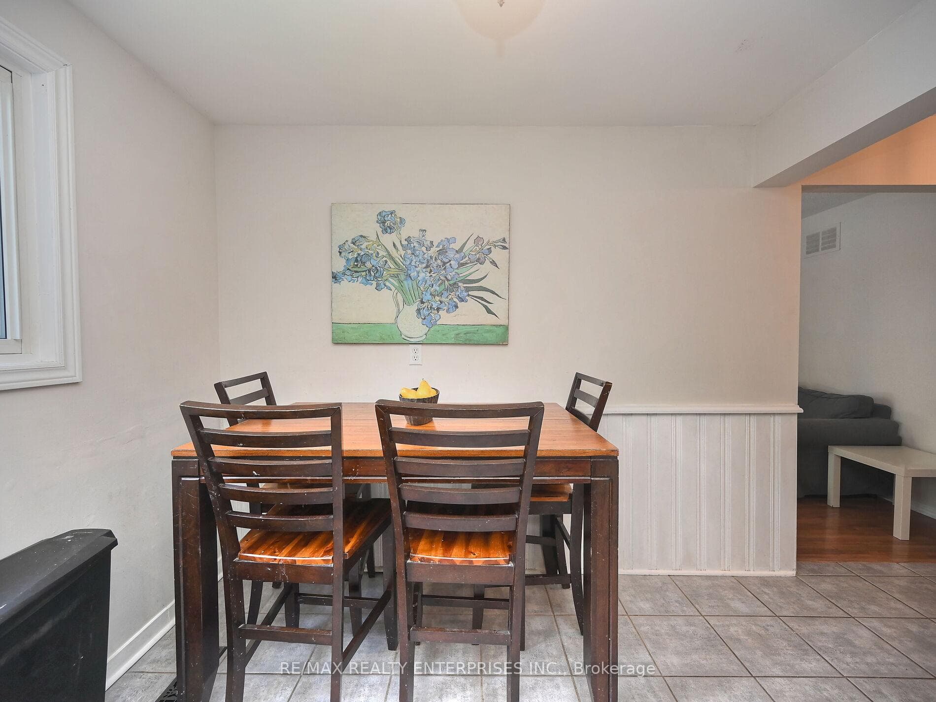 466 Bell Street photo 14