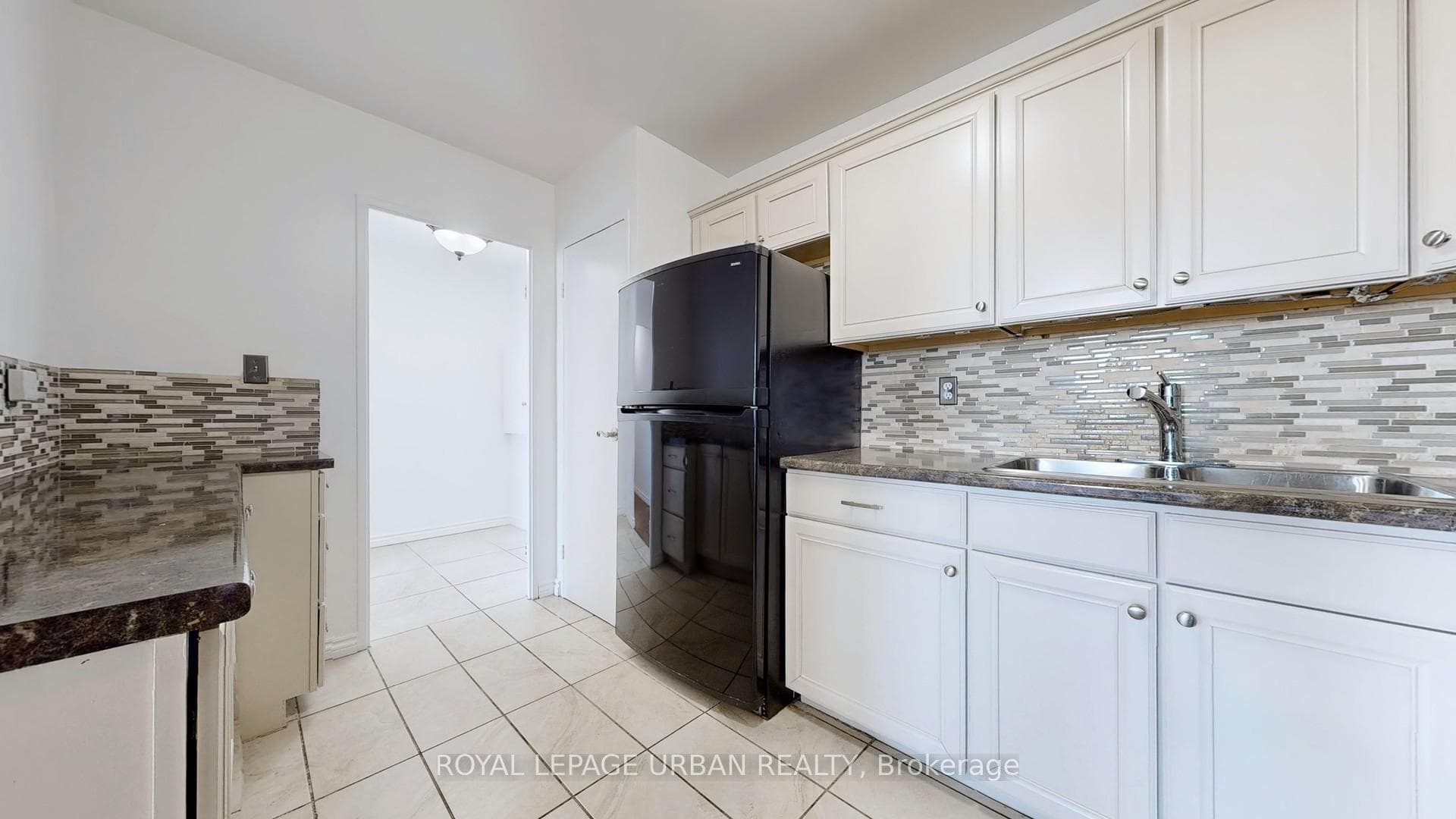 60 Pavane Linkway Way Unit 1102 photo 17