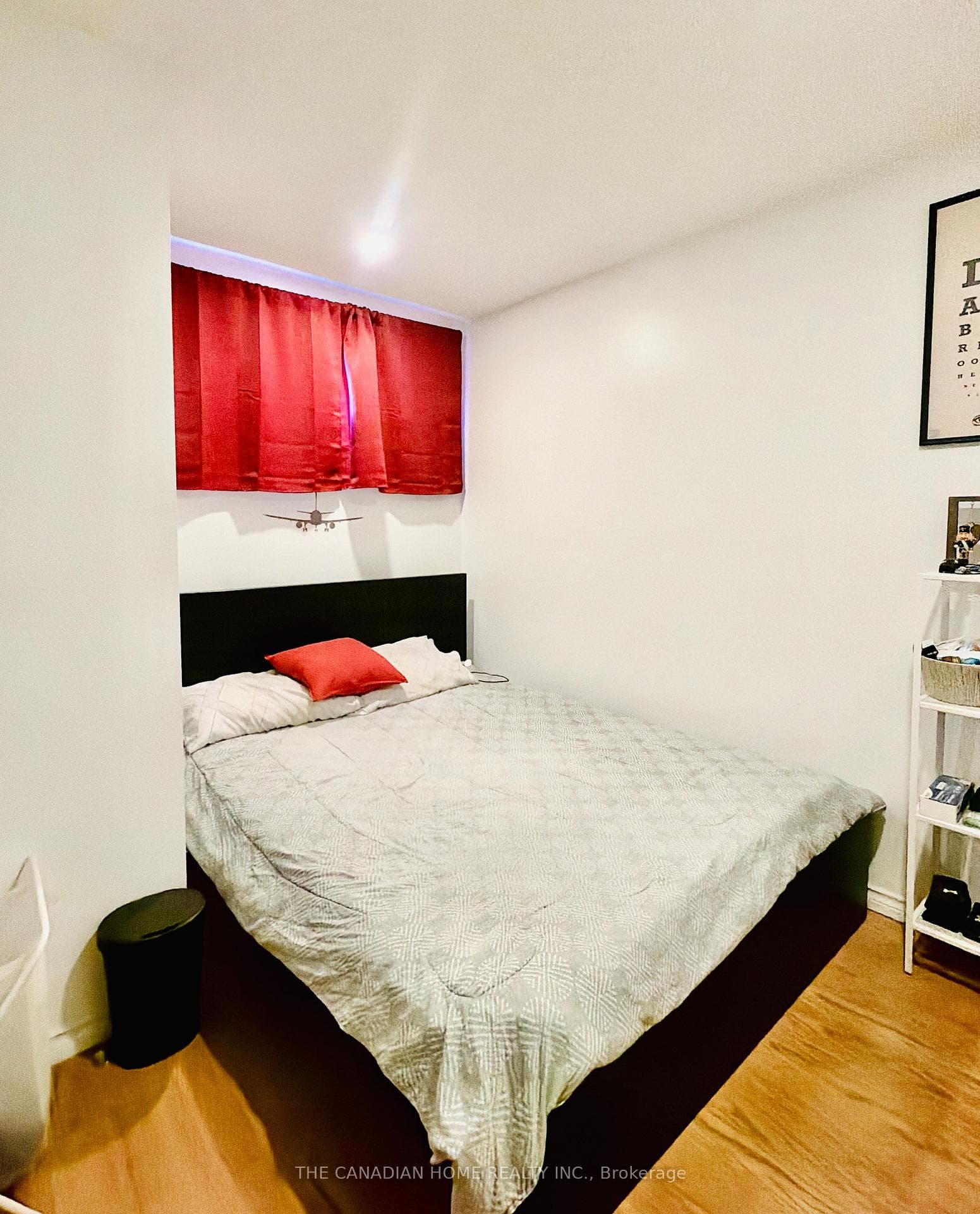 1100 Oxford Street Unit 54 photo 24