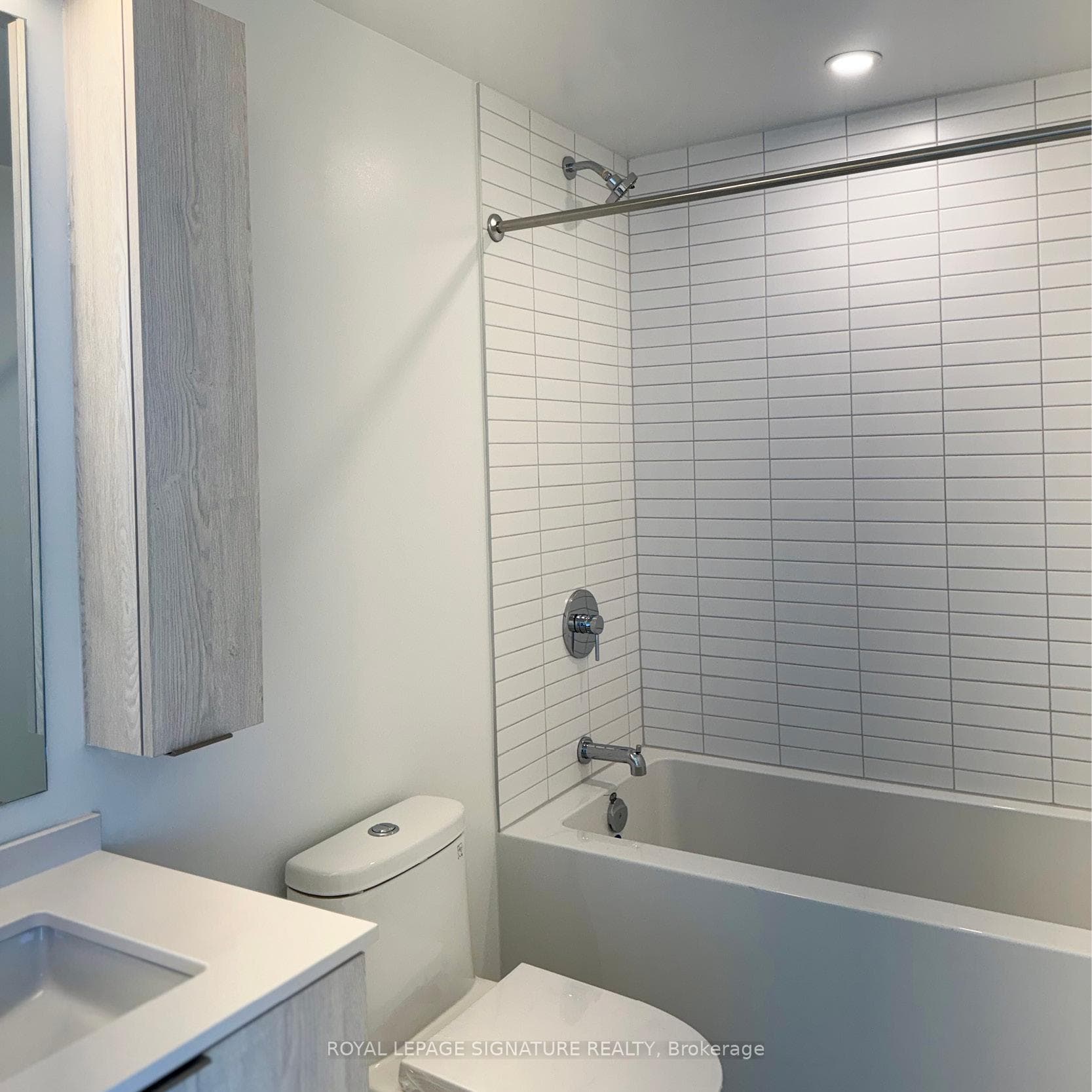 86 Dundas Street Unit 1404 photo 12