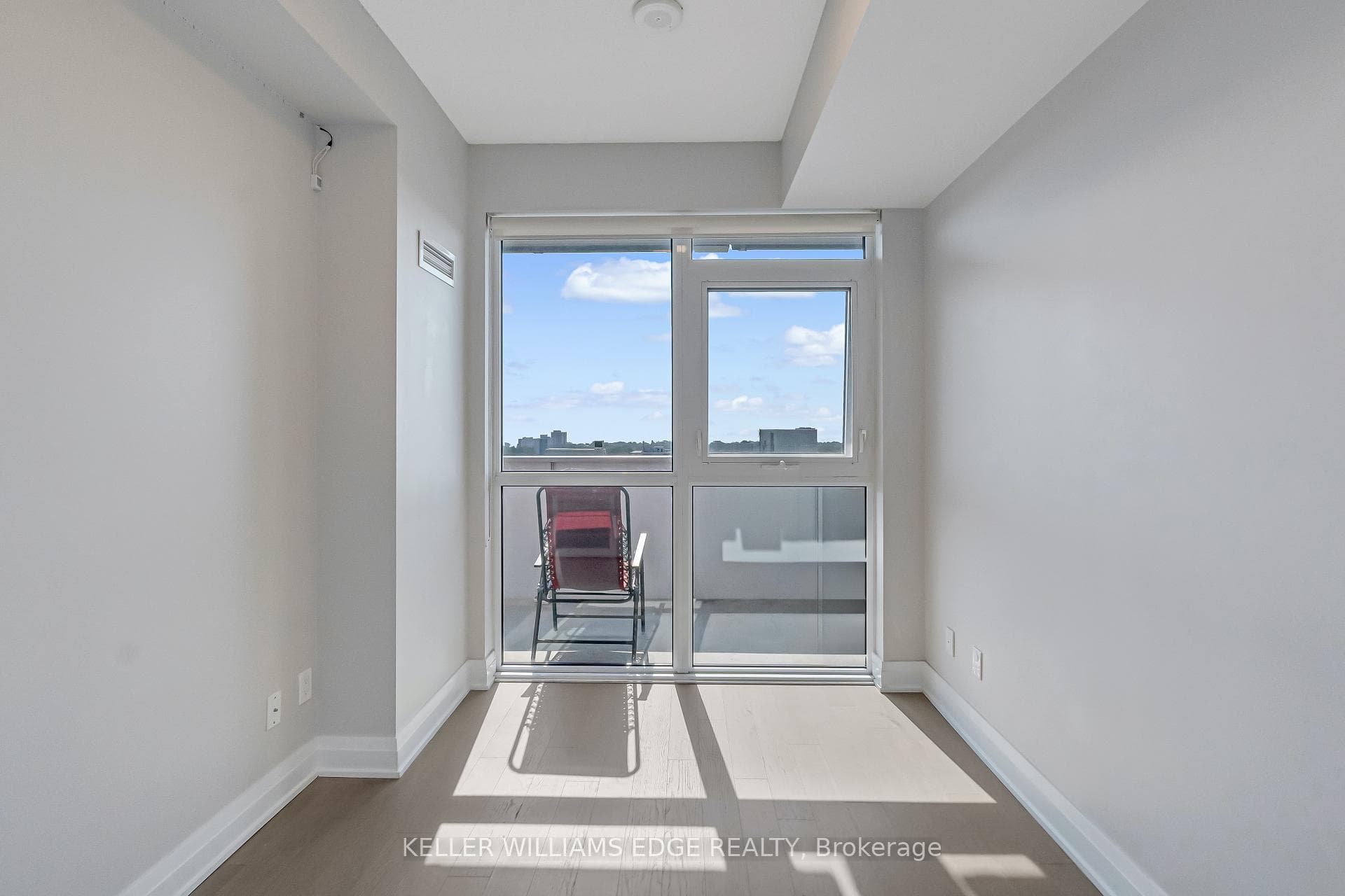 55 Speers Road Unit 1106 photo 21