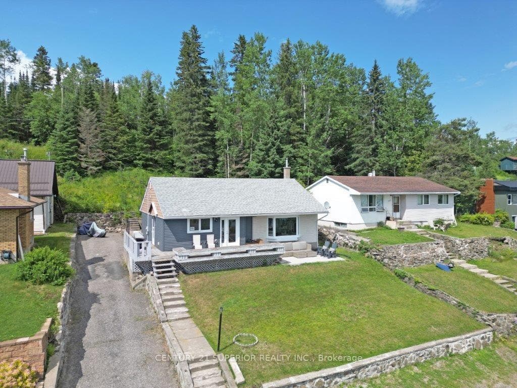 115 McKirdy Avenue photo 3