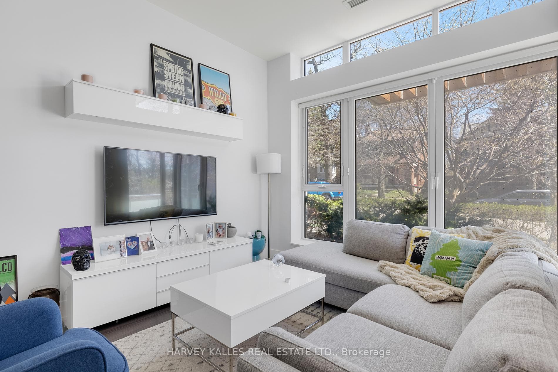 1830 Bloor Street Unit 105 photo 2