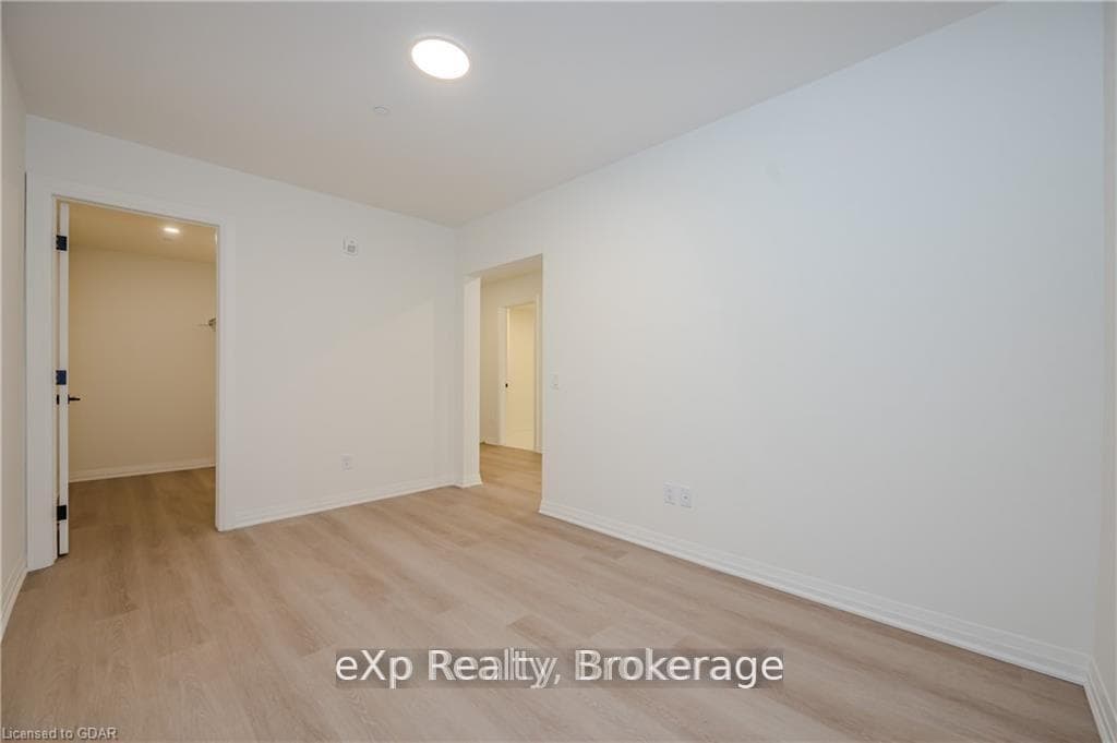 6523 Wellington 7 Road Unit 18 photo 9